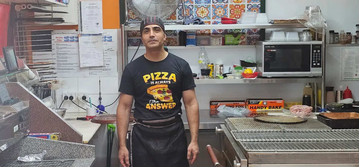 Vibe, En-Joy Pizza