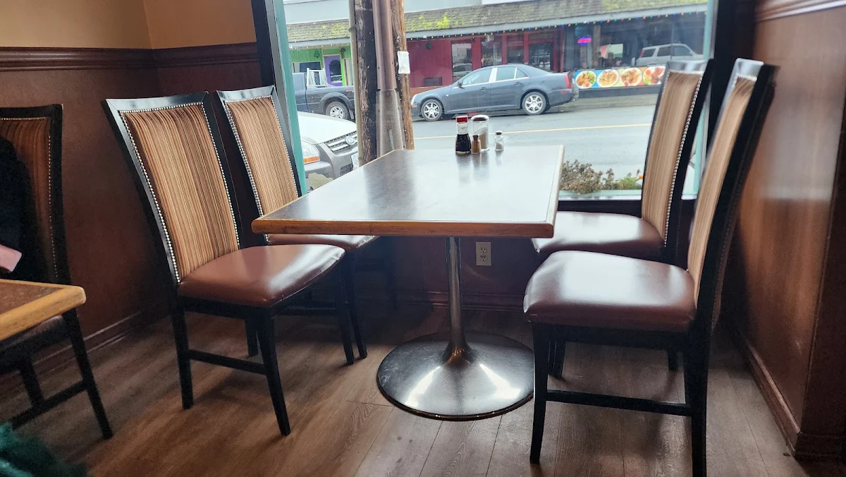 Vibe, Bonnie Martin Restaurant
