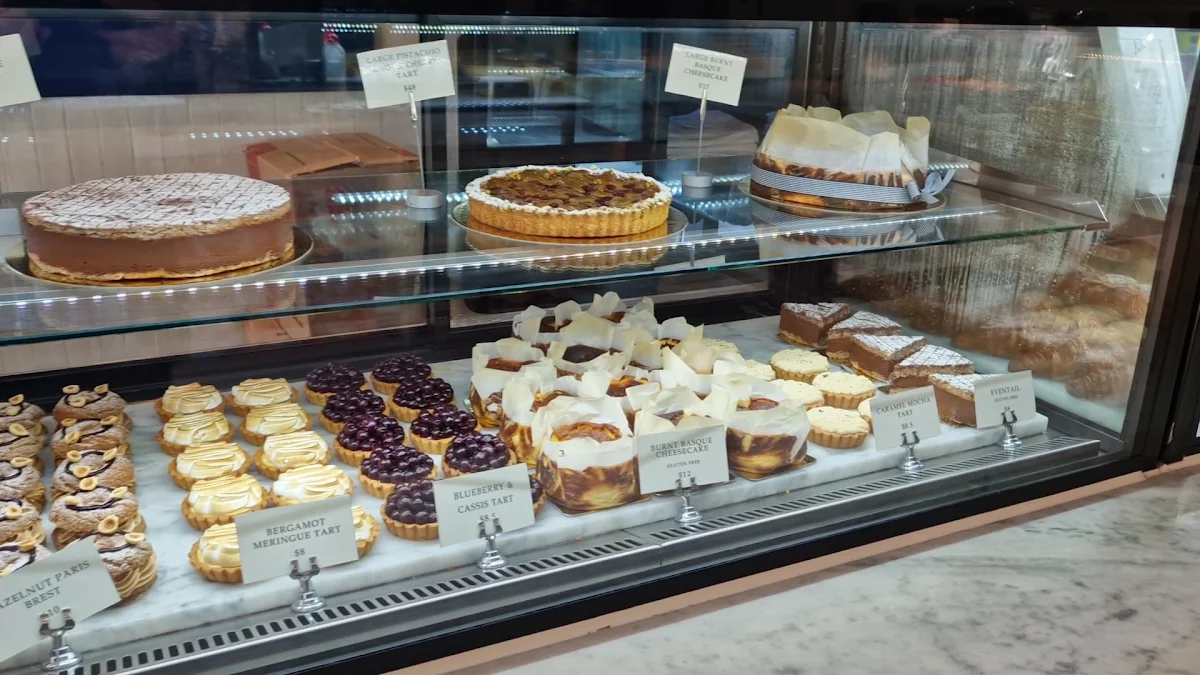 Vibe, Loulou Bistro, Boulangerie & Traiteur