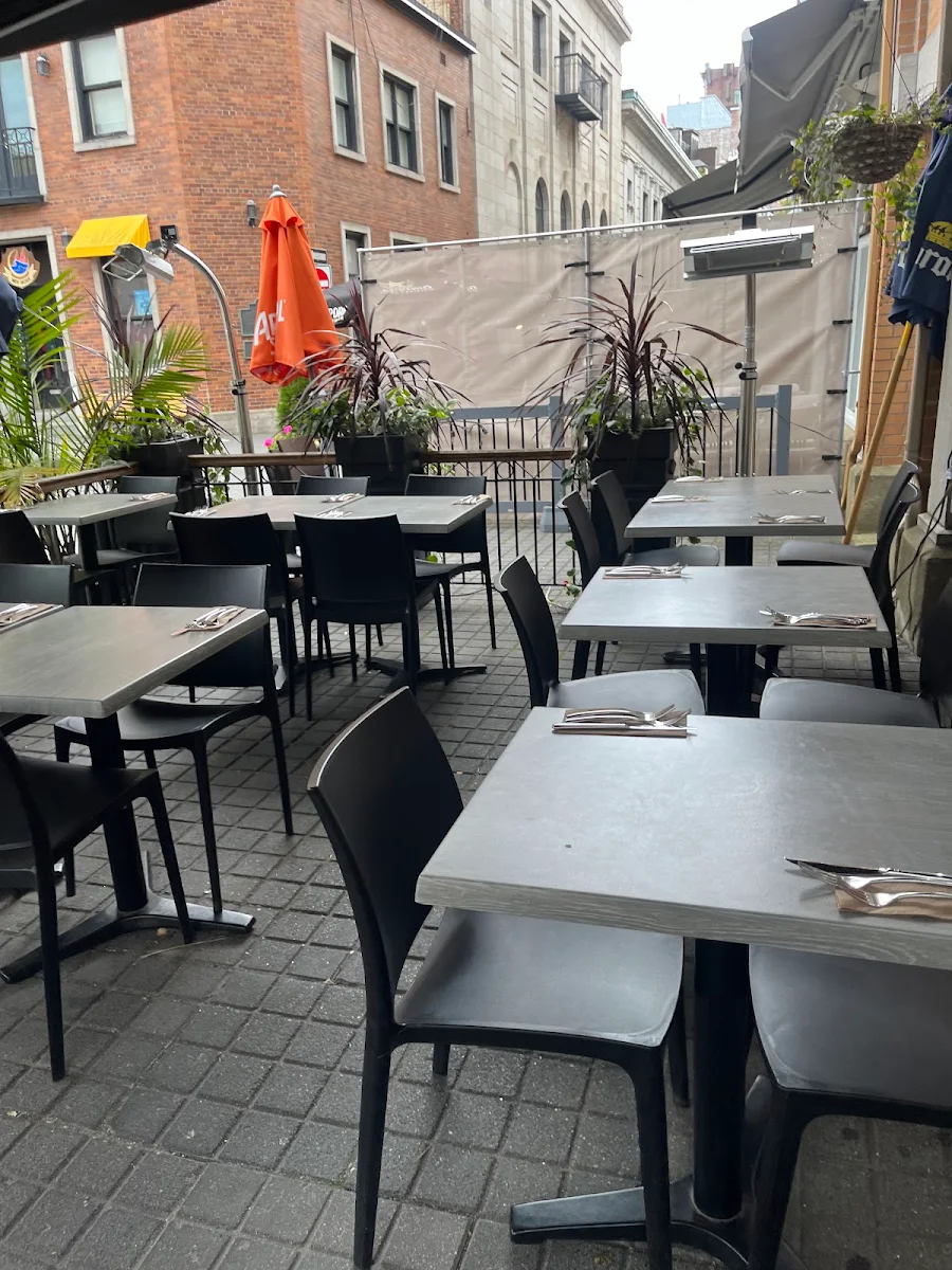 Vibe, Le Don Restaurant