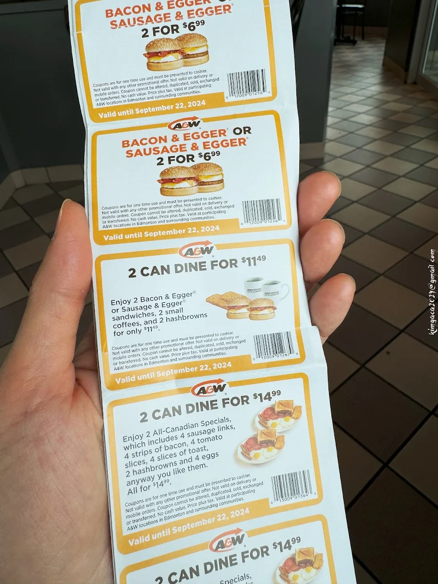 Menu, A&W Canada
