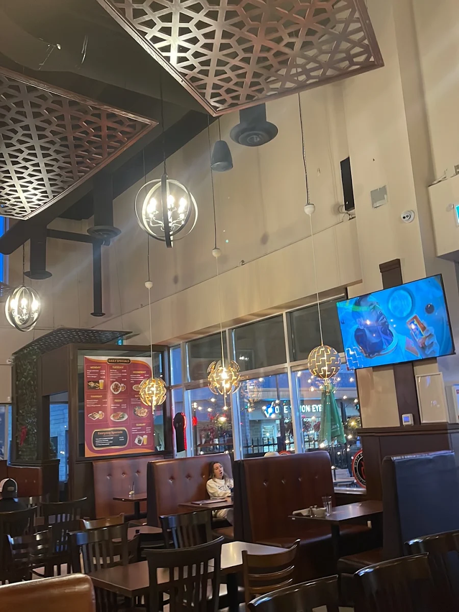 Vibe, Sharon House Tap & Kitchen