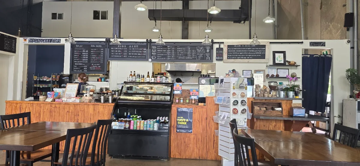 Vibe, Kululu Cafe