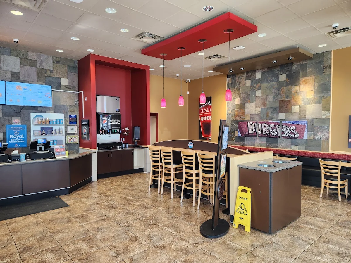 Vibe, Dairy Queen Grill & Chill
