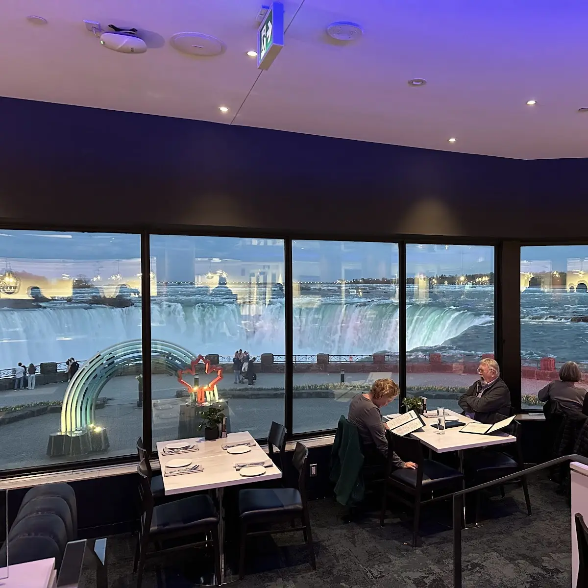 Vibe, Table Rock House Restaurant