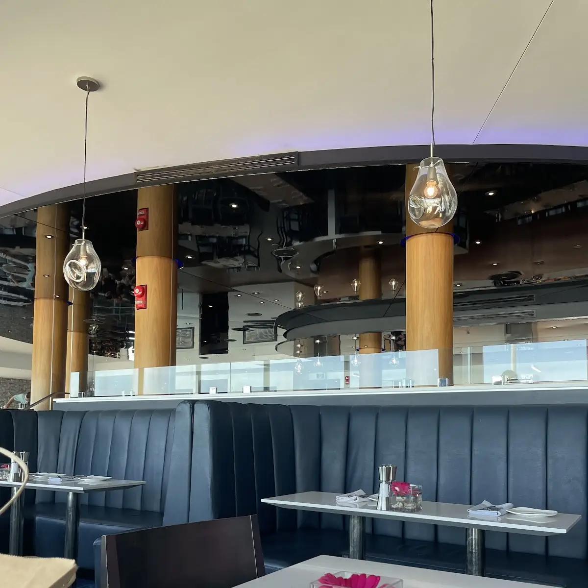 Vibe, Table Rock House Restaurant
