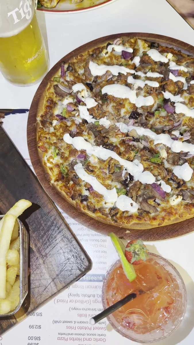 Food & drink, Sandy's Burger Pizza Pasta