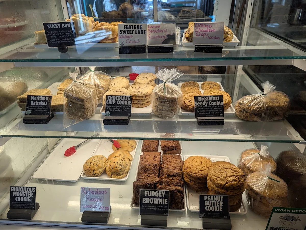 Vibe, NovelTea Coffeehouse & Bakery