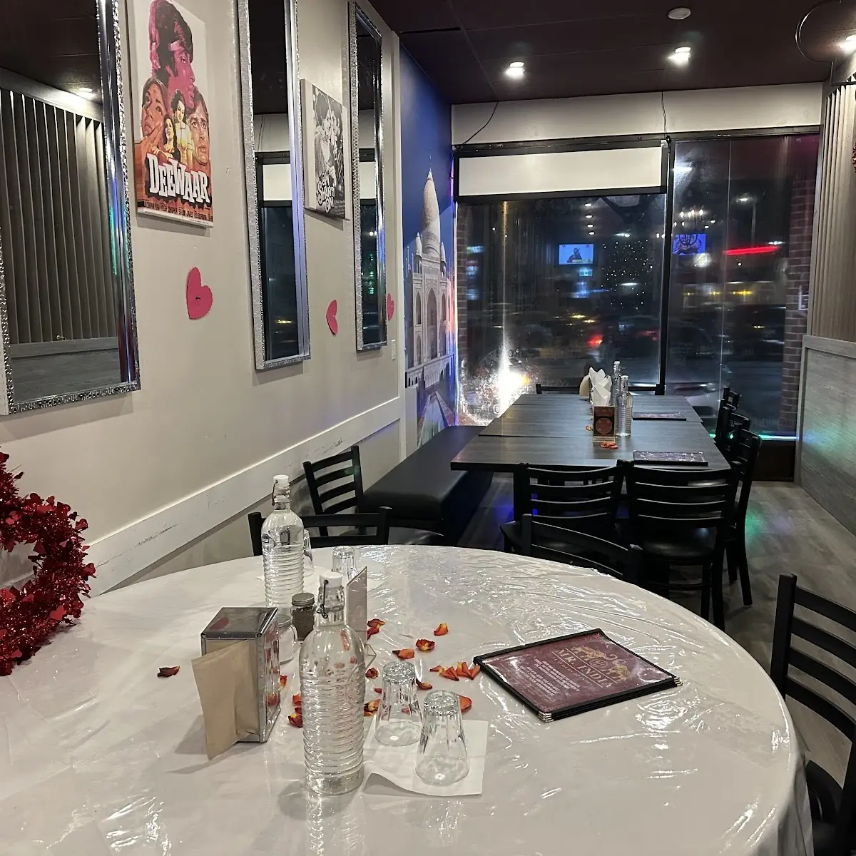 Vibe, Mr India Restaurant & Bar