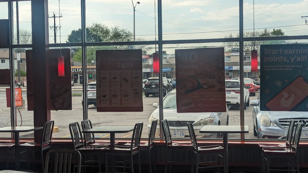 Menu, Popeyes Louisiana Kitchen