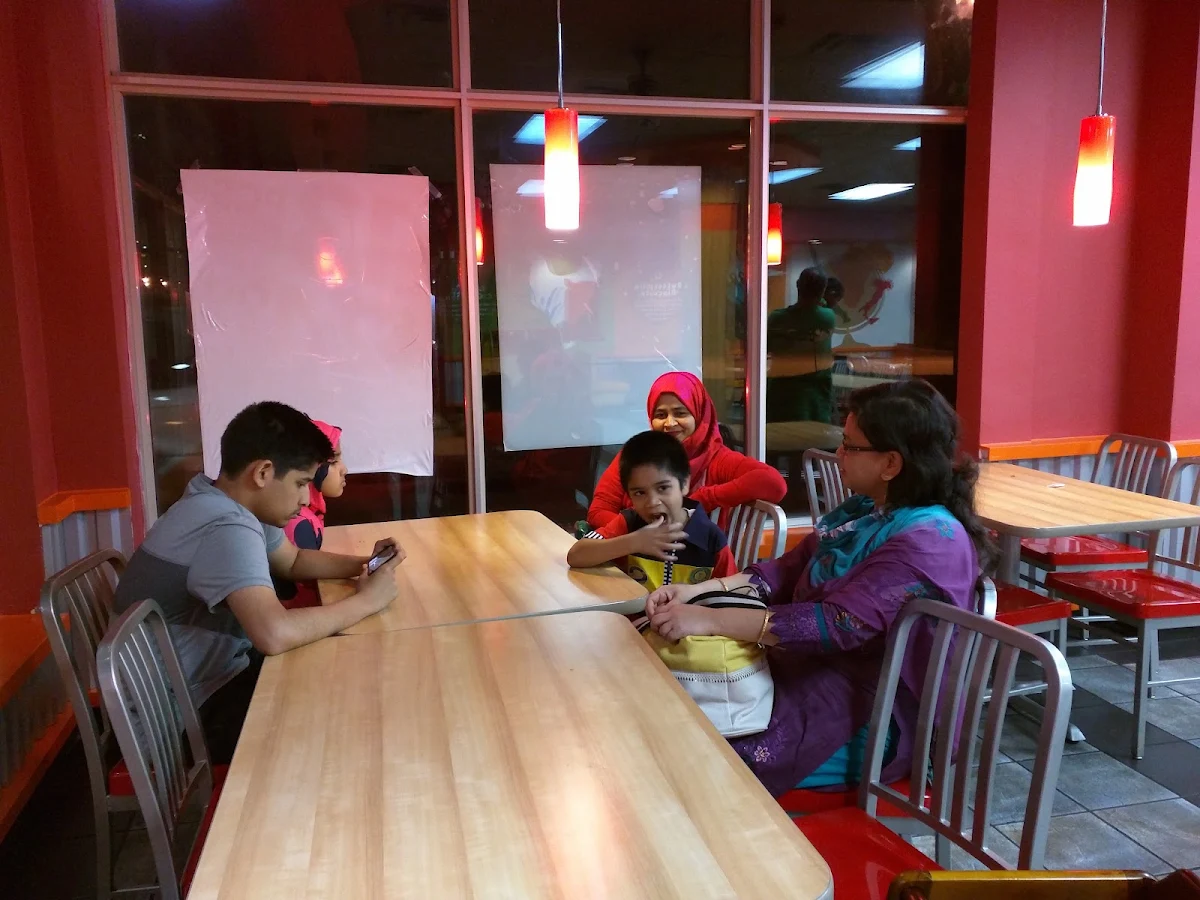 Vibe, Popeyes Louisiana Kitchen
