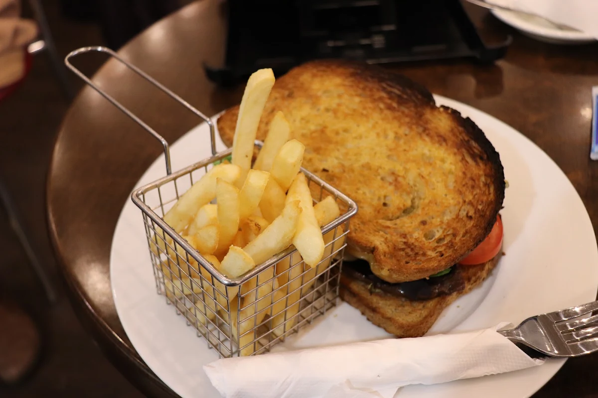 Food & drink, Café Ambra
