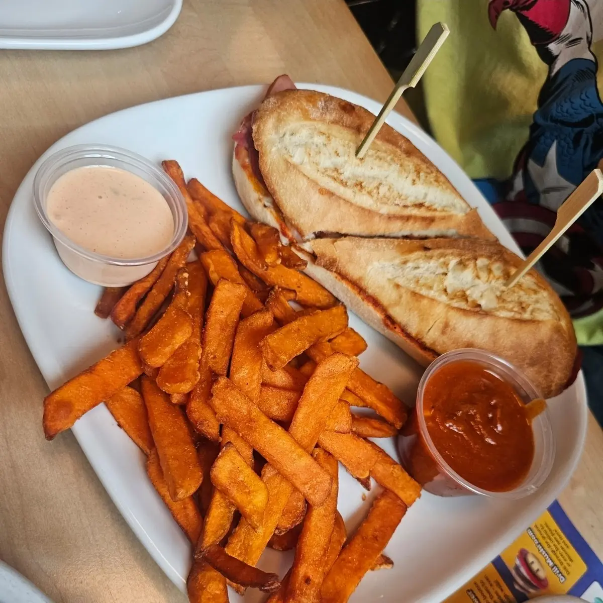 Food & drink, Boston Pizza