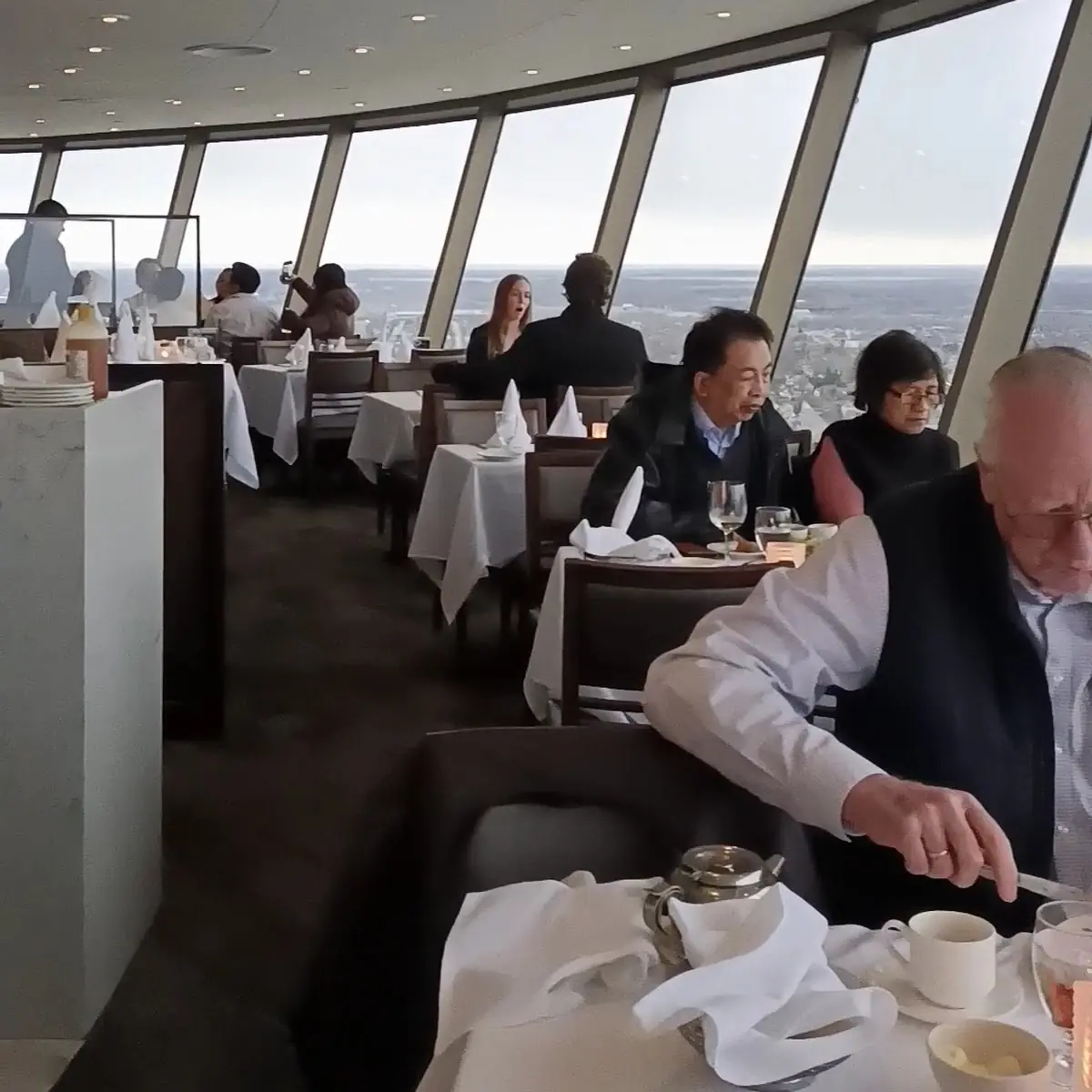 Vibe, Skylon Tower Revolving Dining Room