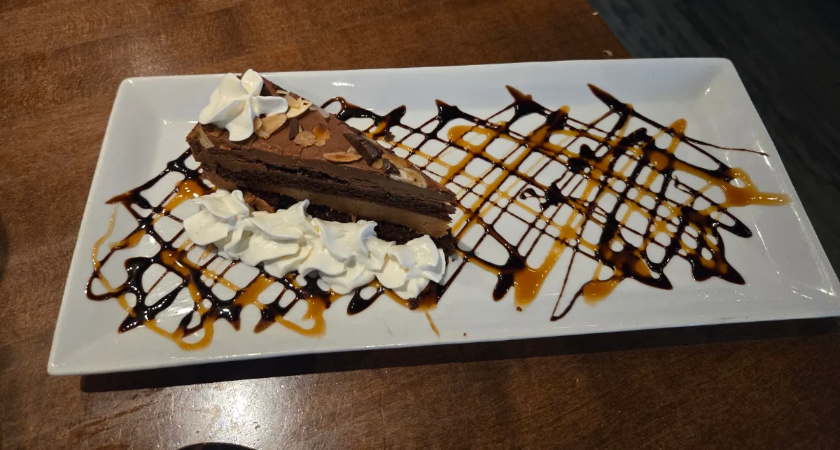 Food & drink, Muggnz Family Restaurant