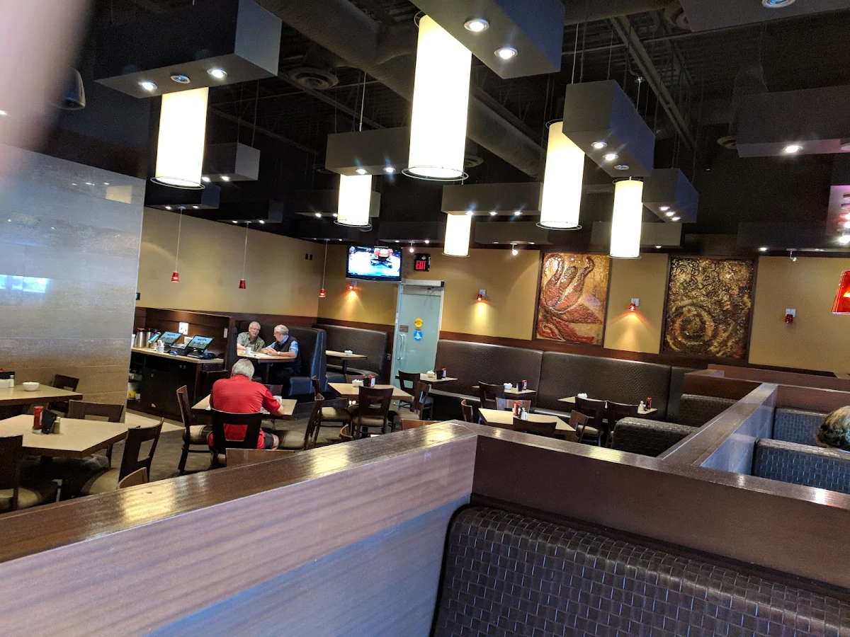 Vibe, Muggnz Family Restaurant