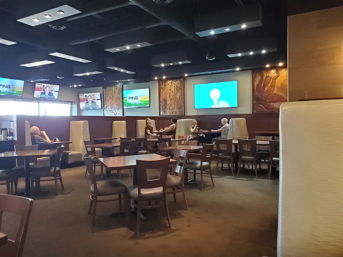 Vibe, Muggnz Family Restaurant