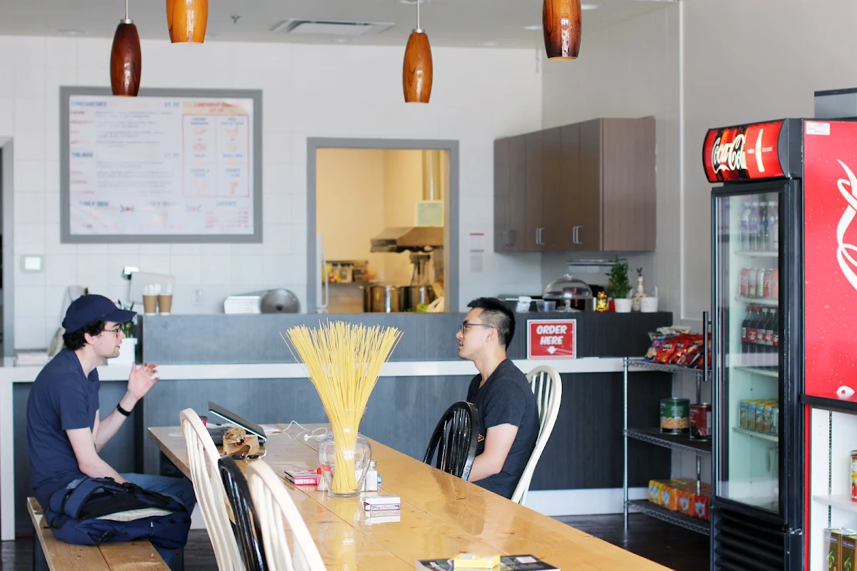 Vibe, Jo's Italian Deli