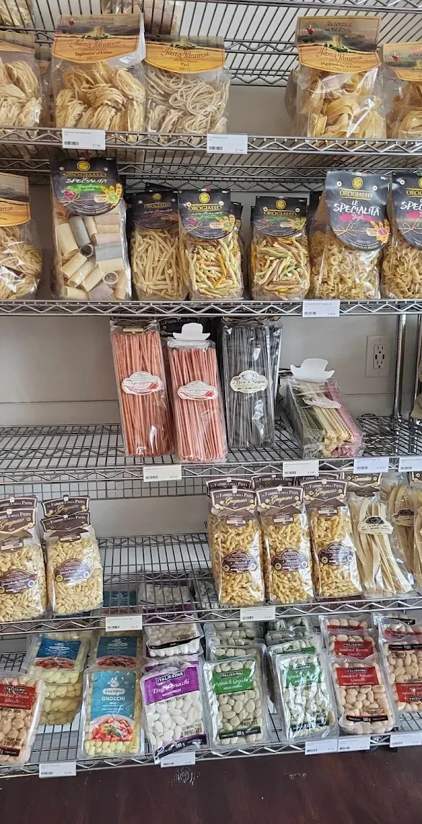 Vibe, Jo's Italian Deli