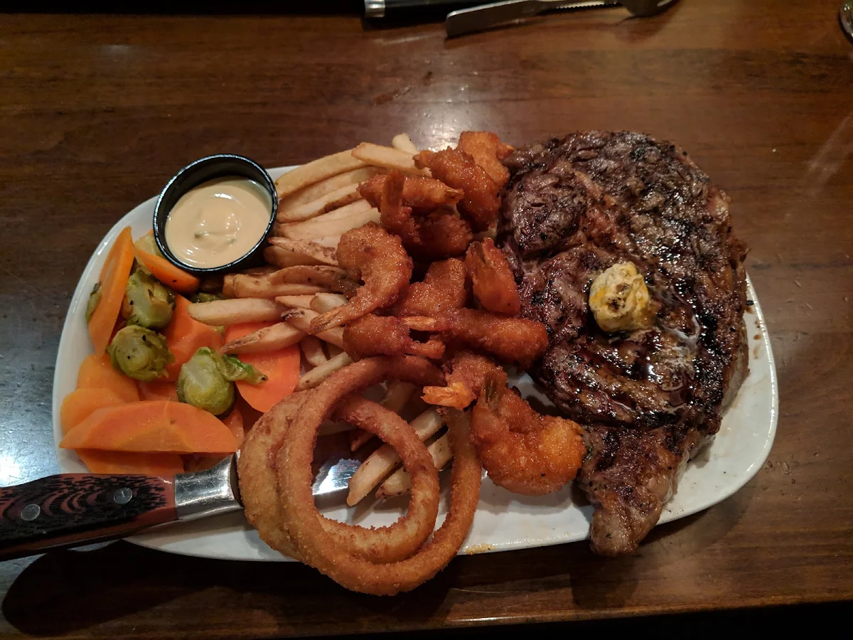 Food & drink, MR MIKES SteakhouseCasual