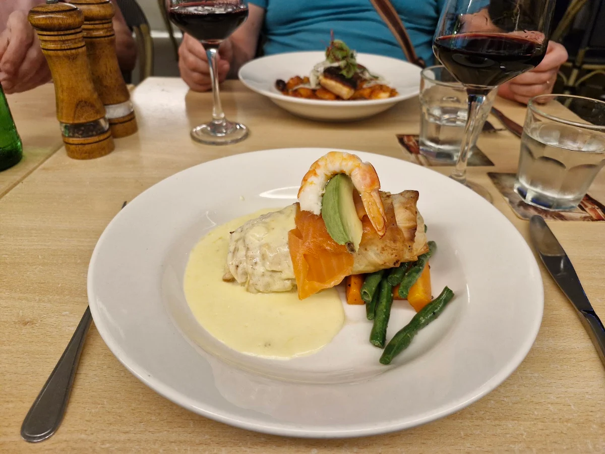 Food & drink, Grenny's Restaurant
