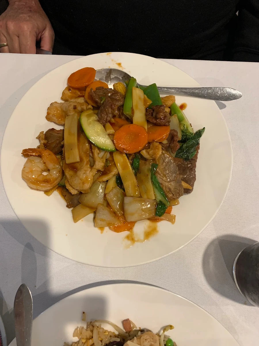 Food & drink, Jung Sarn Harbour