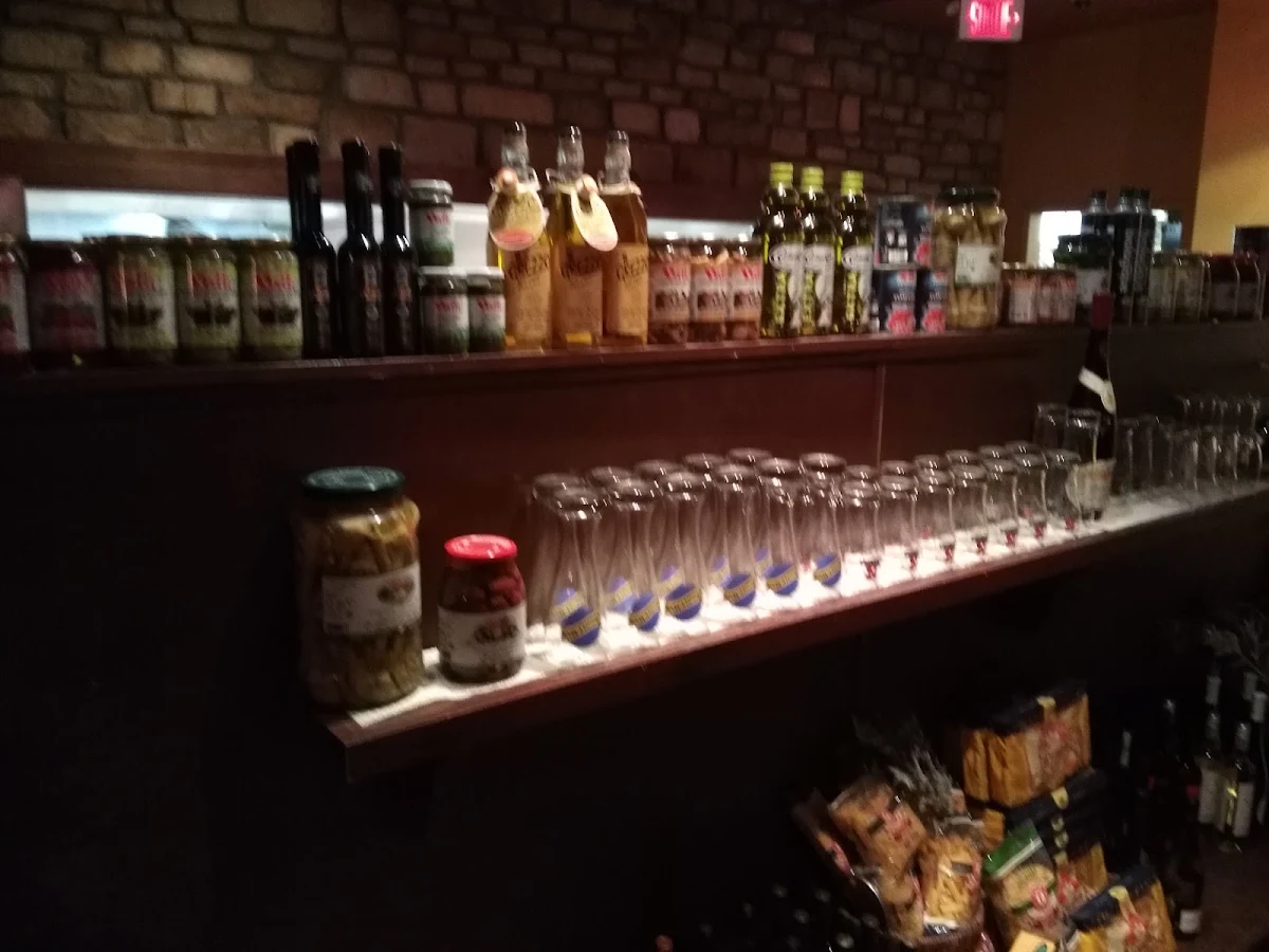 Vibe, Restaurant Tuscanos