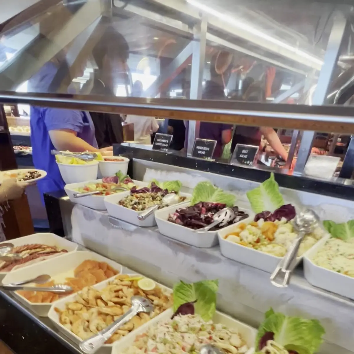 Vibe, Summit Suite Buffet