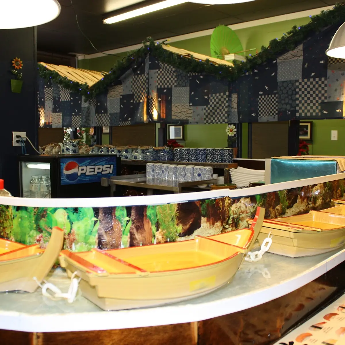 Vibe, Royal Sushi House