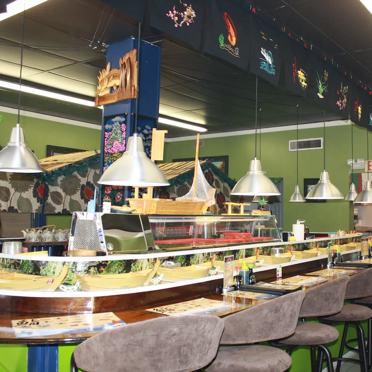 Vibe, Royal Sushi House