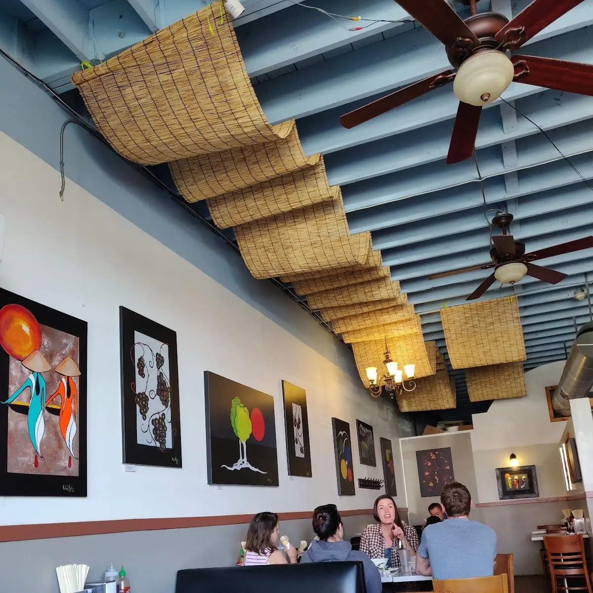Vibe, Phở 777 Vietnamese