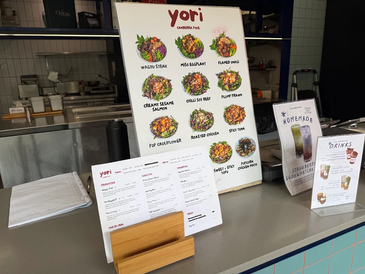 Menu, Yori Canberra Poke