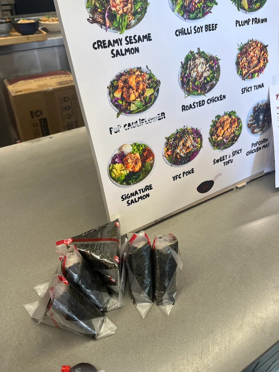Menu, Yori Canberra Poke