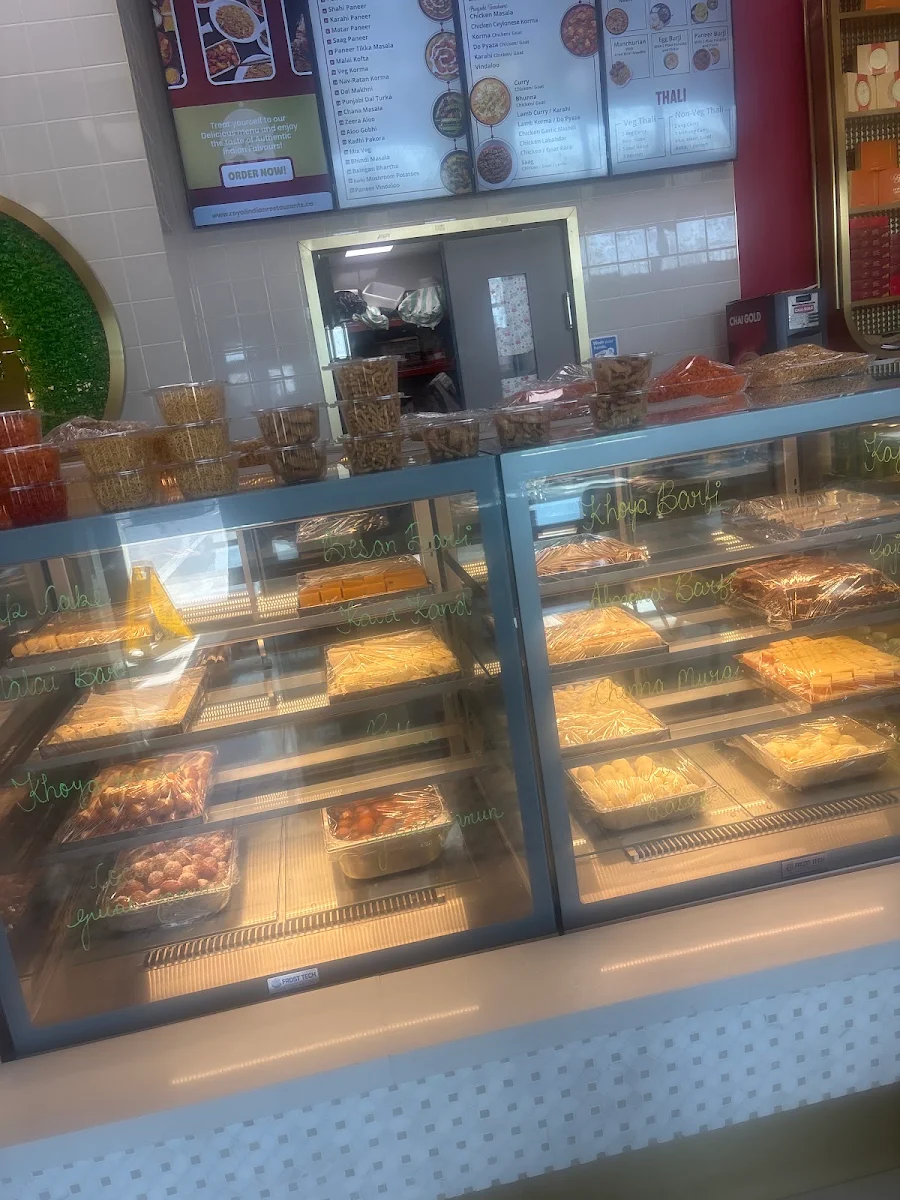 Vibe, ROYAL GOURMET INDIAN KITCHEN