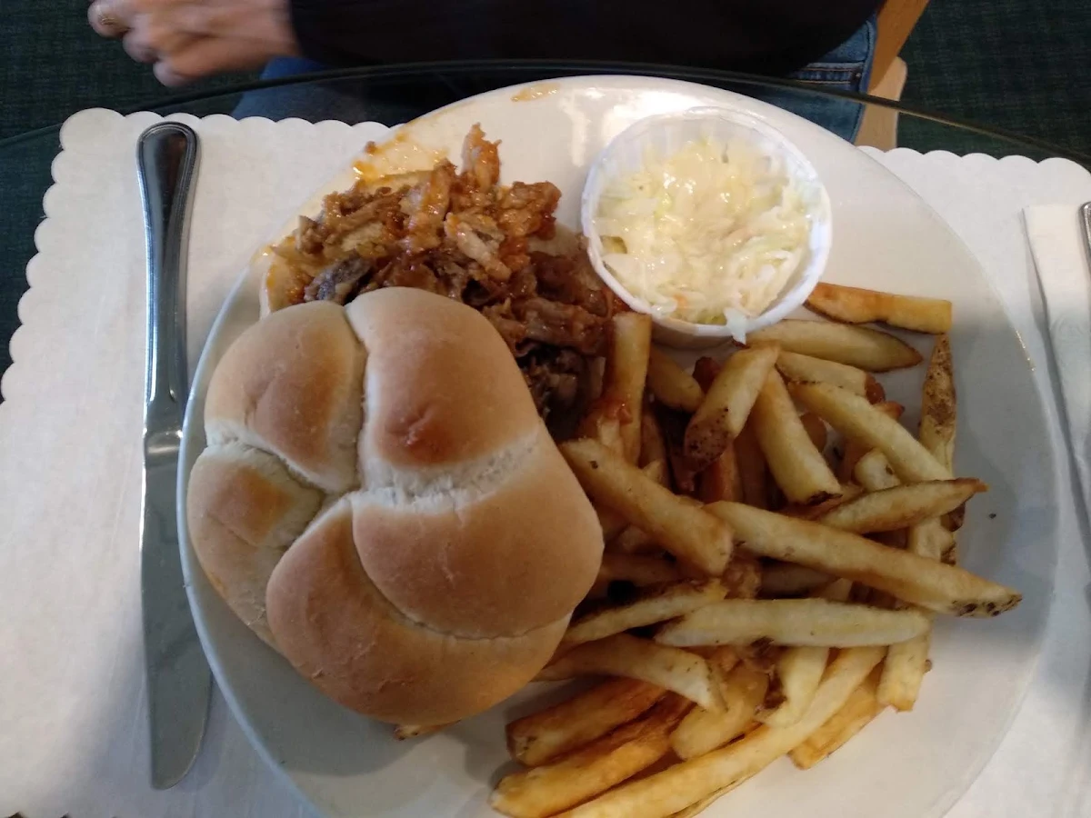 Food & drink, Zachary's Restaurant