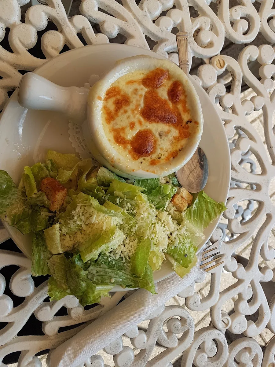 Food & drink, Zachary's Restaurant