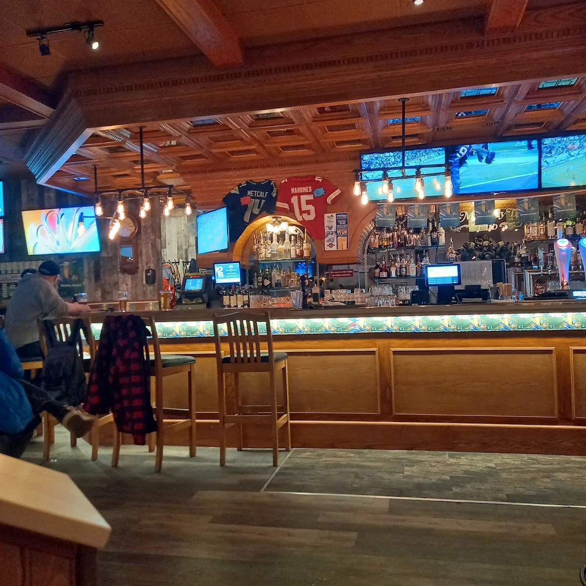 Vibe, The Monkey Tree Pub