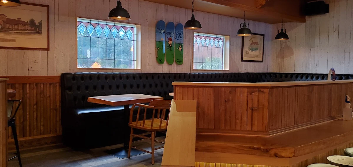 Vibe, The Monkey Tree Pub