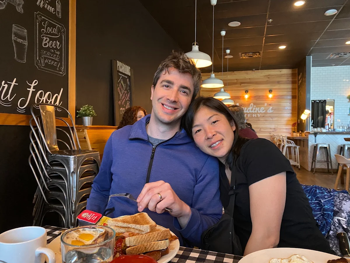 Food & drink, Claudine's Eatery
