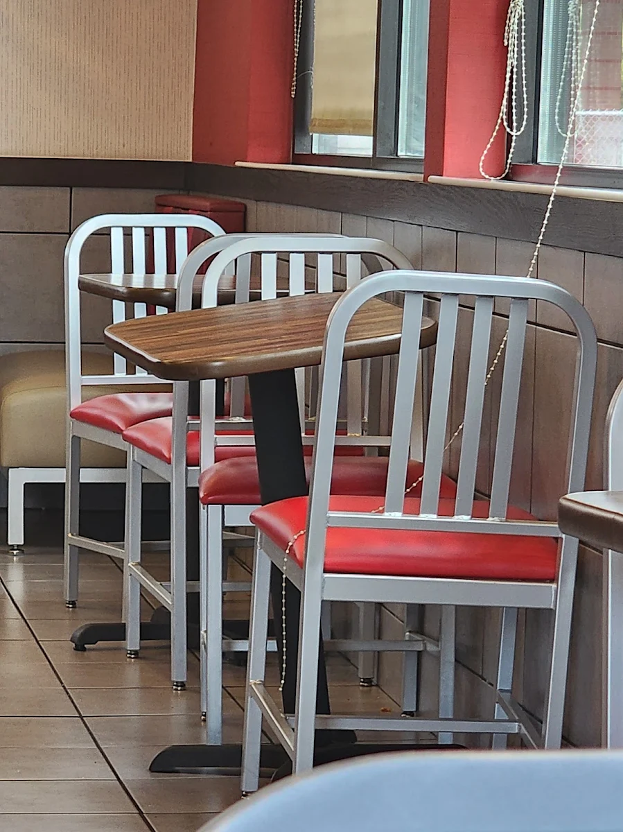 Vibe, Arby's
