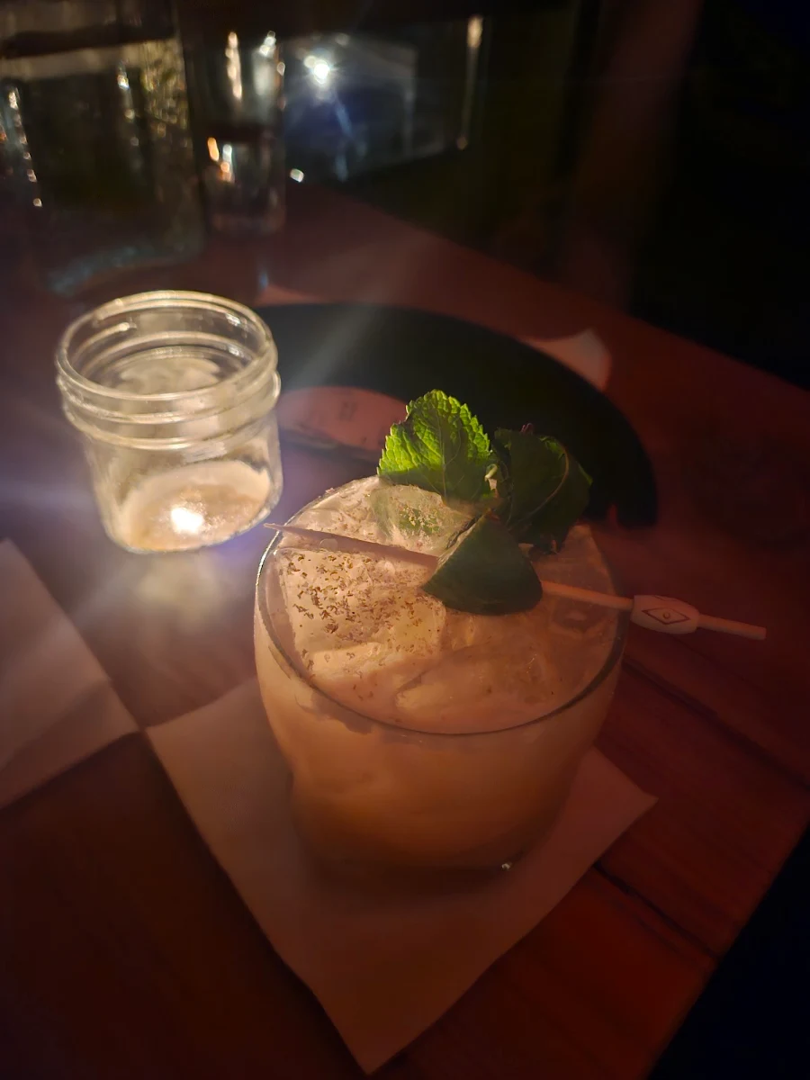 Food & drink, The Moonroom