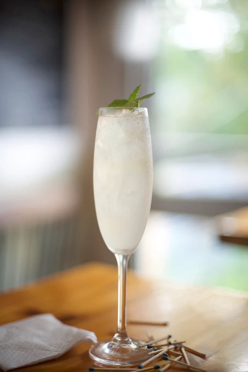 Food & drink, The Moonroom