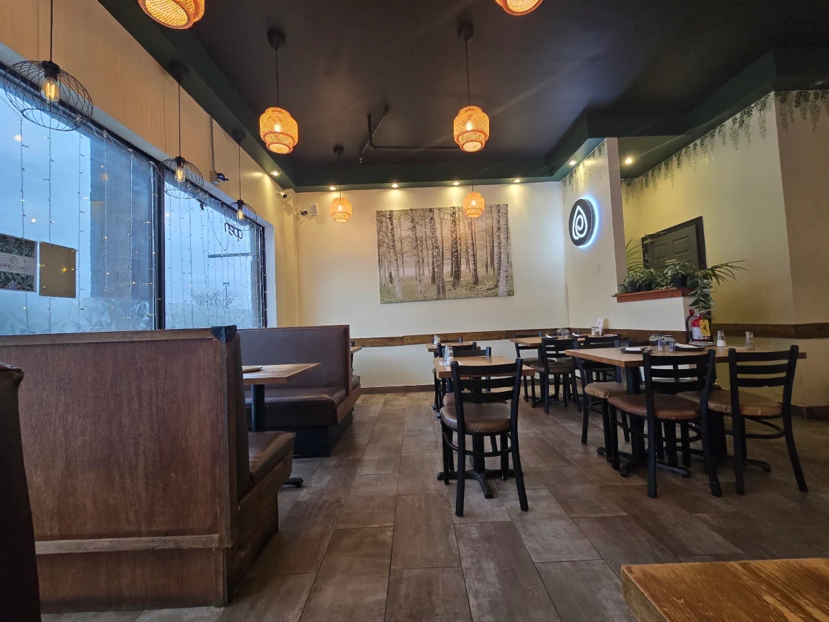 Vibe, Peppercorns Eatery Bedford