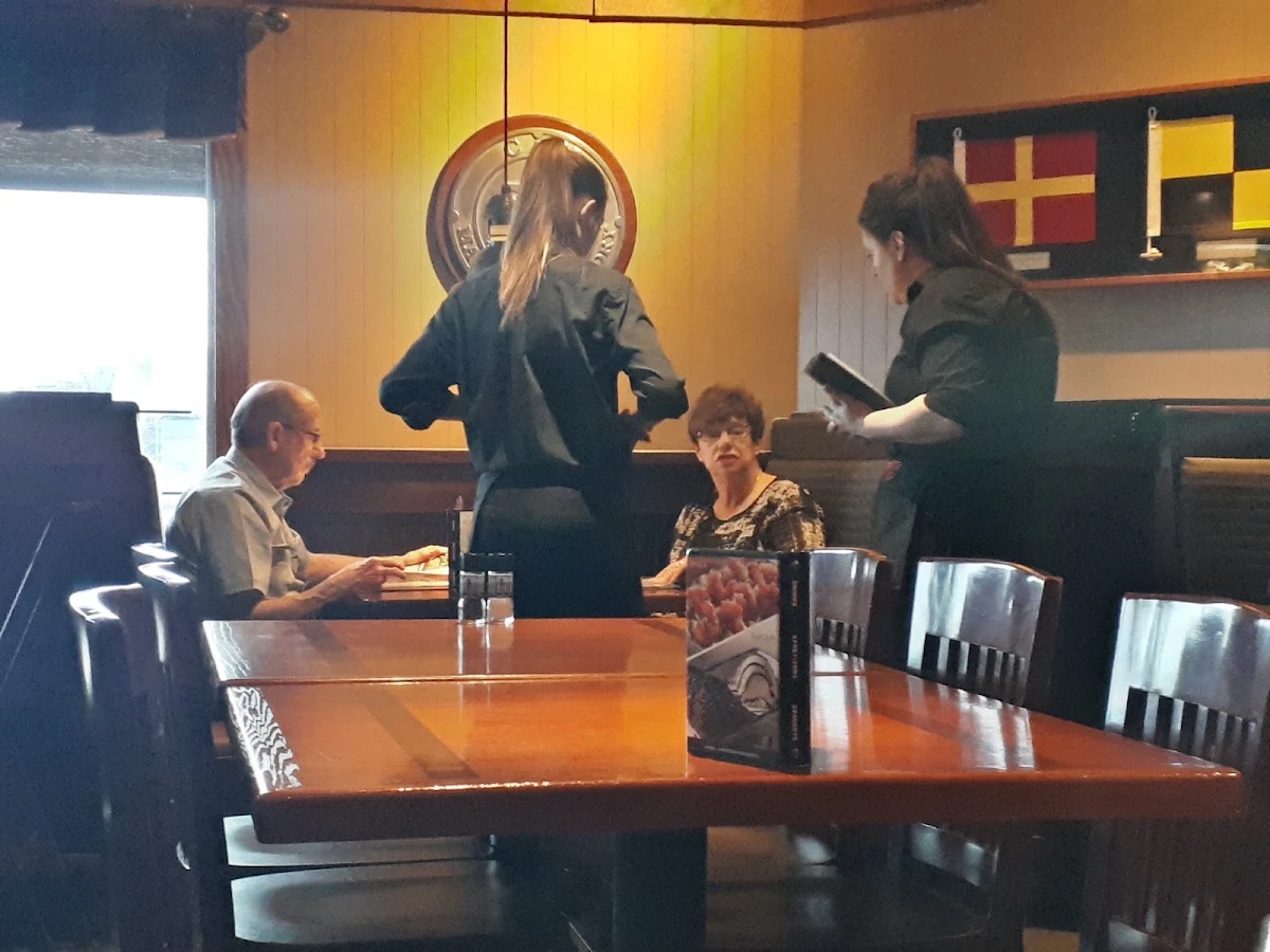 Vibe, Red Lobster