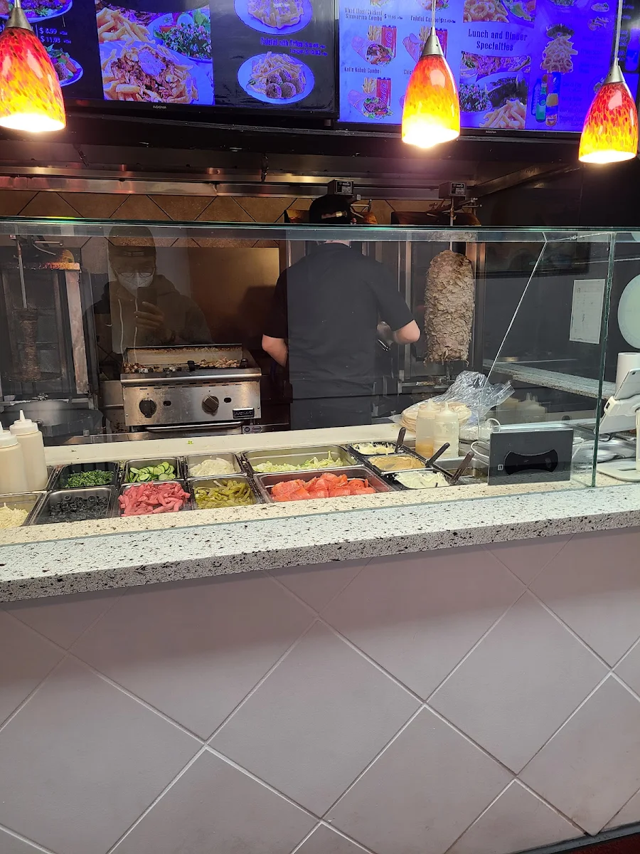 Vibe, Shawarma Max