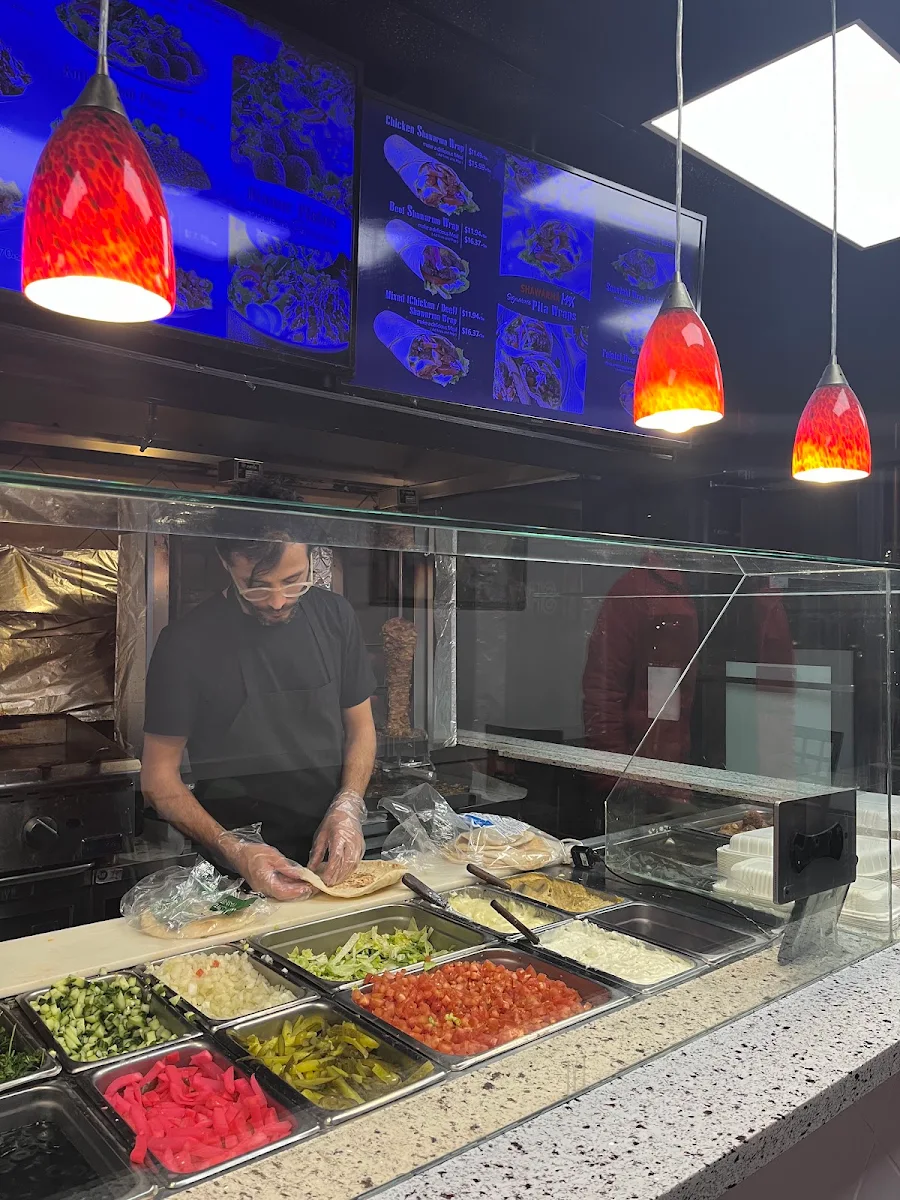 Vibe, Shawarma Max