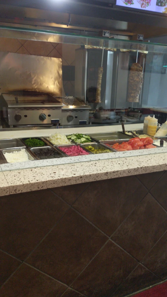Vibe, Shawarma Max