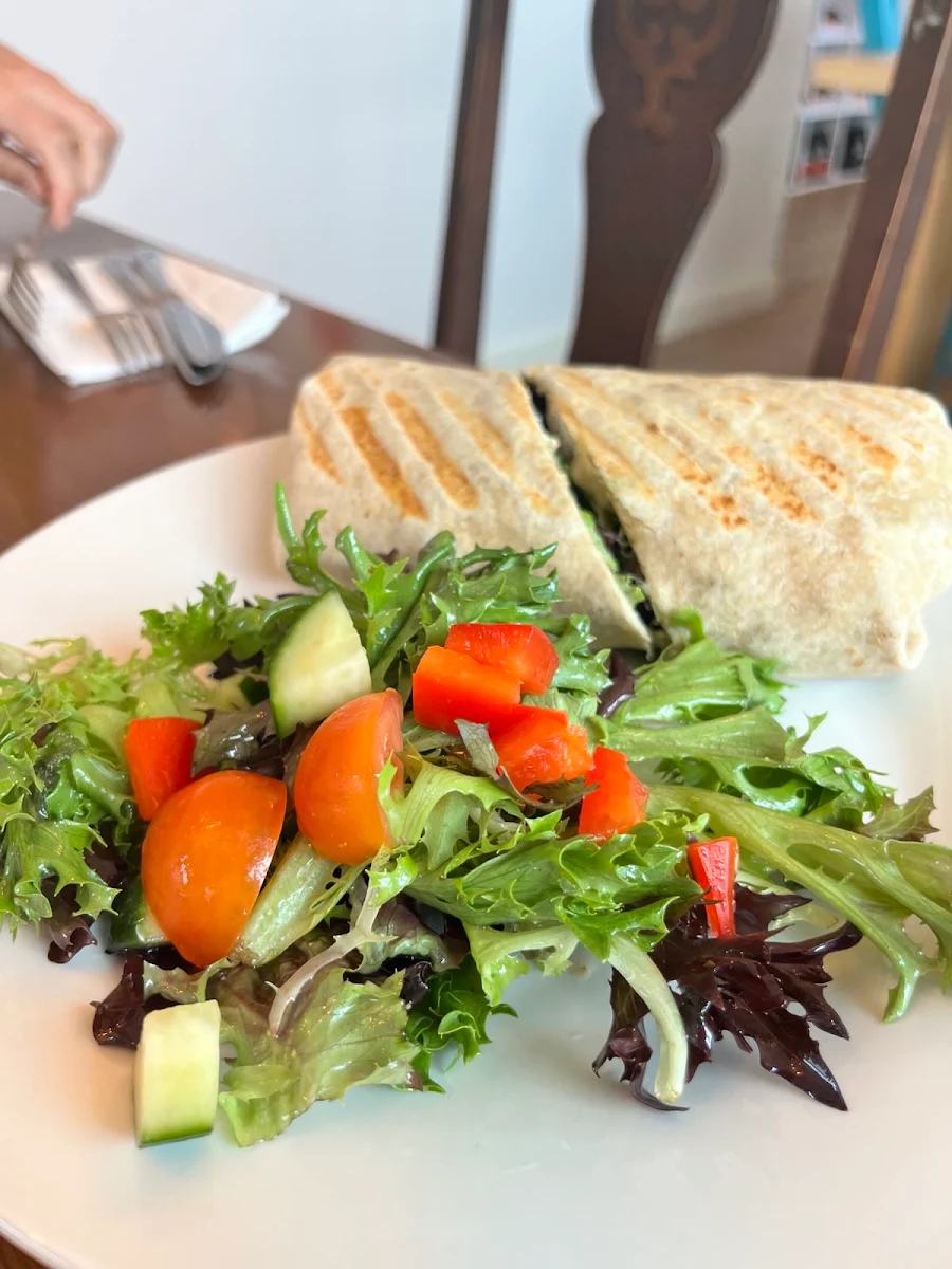 Food & drink, Black & White - Café and Bistro