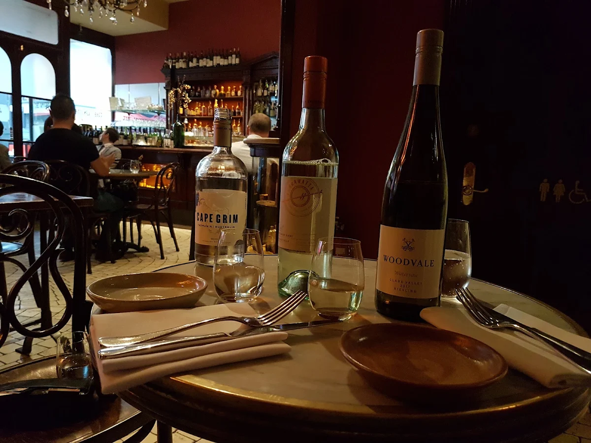 Food & drink, APOTECA