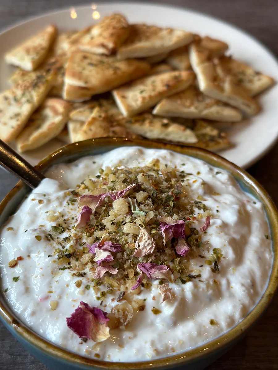Food & drink, Tahchinbar